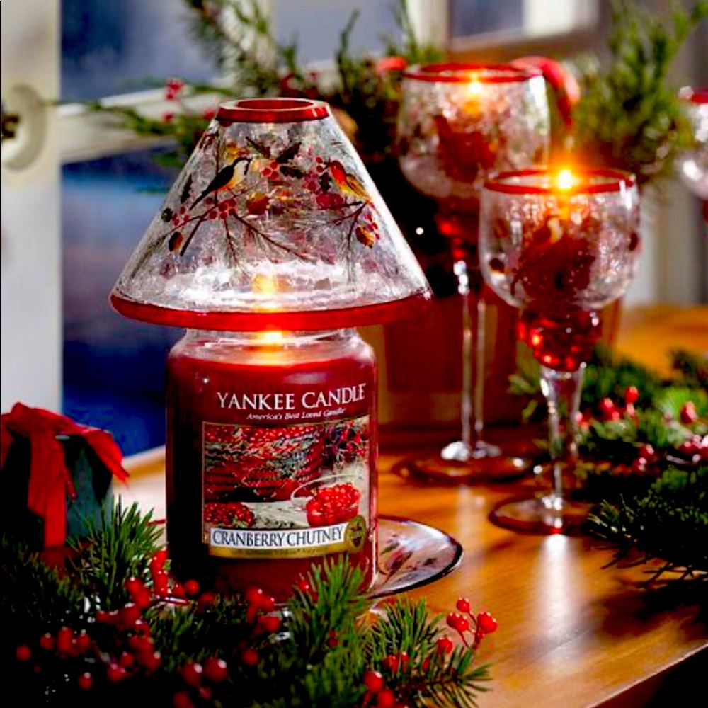 Yankee candle plate and shade